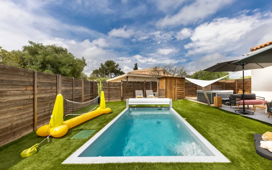 Gîte romantique proche de Cannes avec piscine chauffée