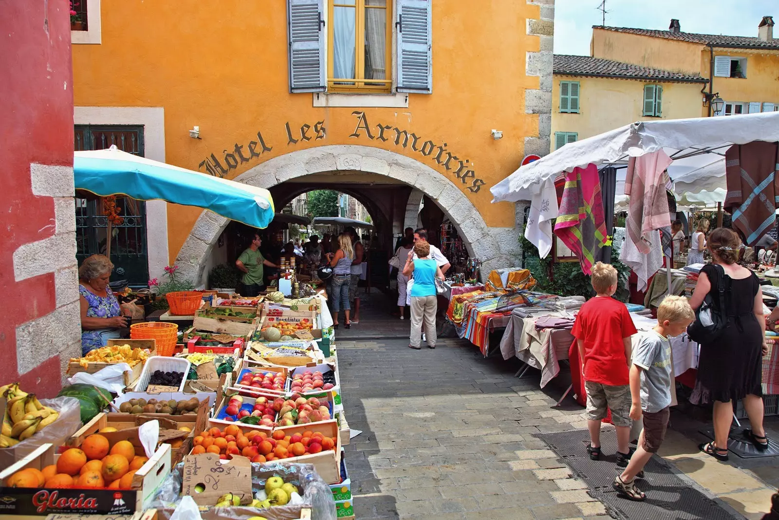 marché provençal produits locaux Côte d’Azur