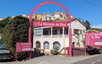 Biot : le village du verre et de l’art à découvrir sur la Côte d’Azur