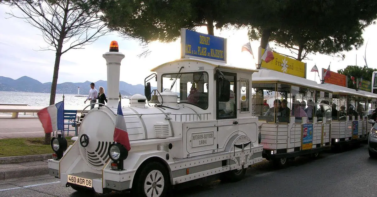 Itinéraire Côte d’Azur sans voiture Itinéraire Côte d’Azur sans voiture entre Nice, Antibes et Cannes