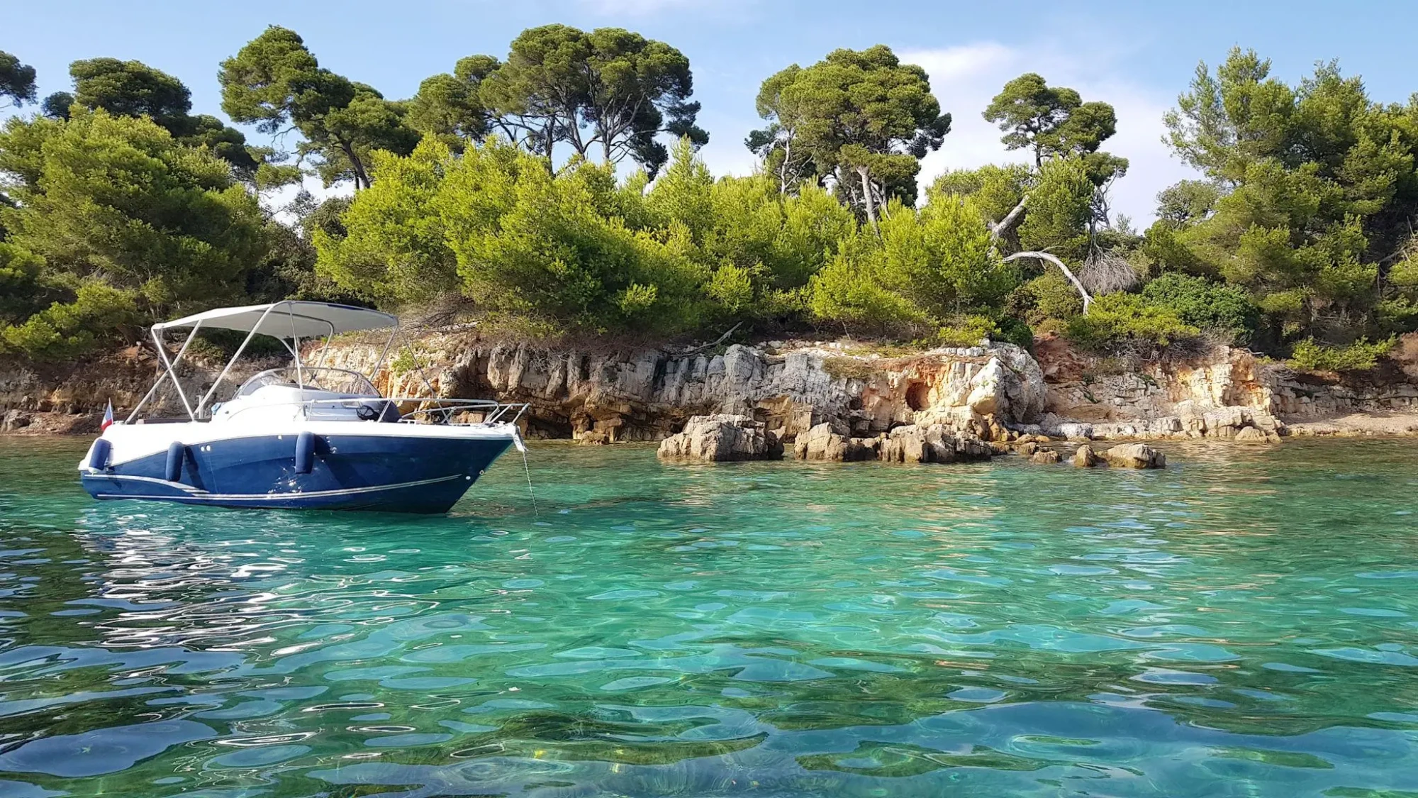 Les meilleurs week-ends hors saison sur la Côte d’Azur Week-end hors saison sur la Côte d’Azur avec vue sur la mer Méditerranée