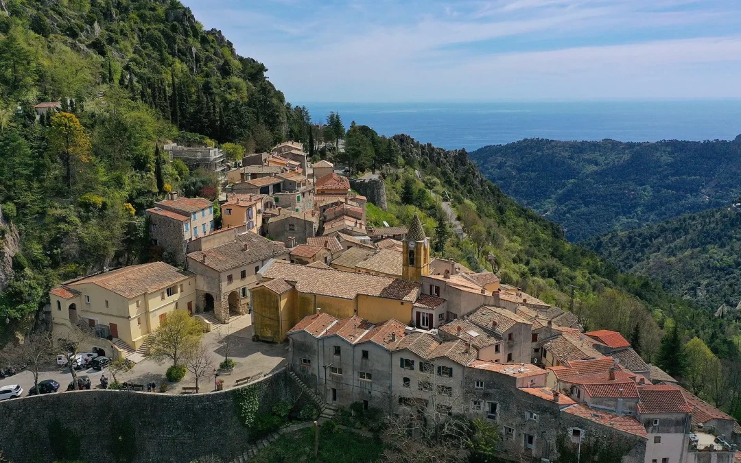 Les plus beaux villages provençaux des Alpes-Maritimes